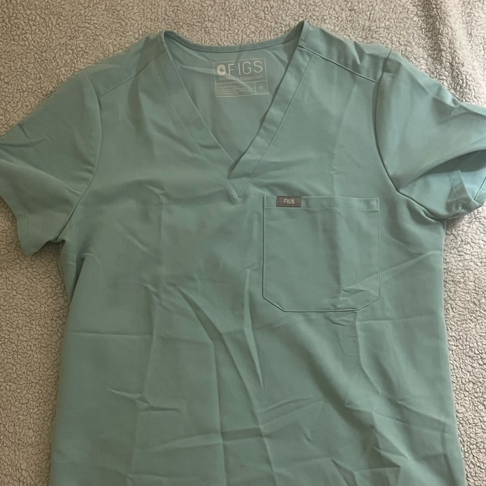 COPY - Turquoise figs scrub top
